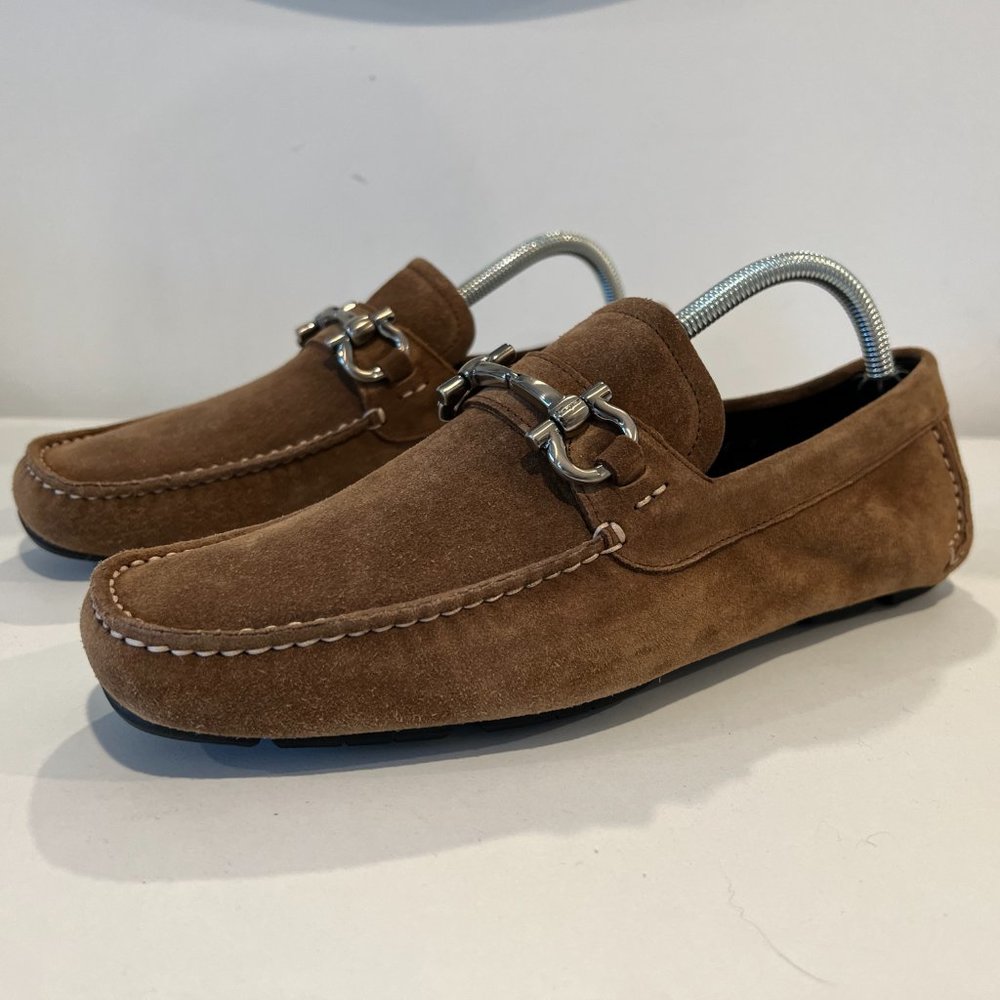 Salvatore Ferragamo Moccasin w/ Gancini Ornament Size US M9